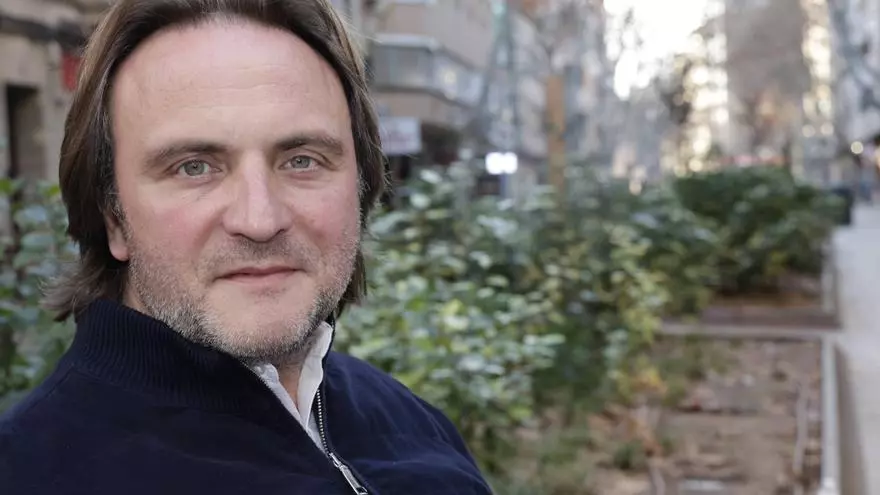 Joan Miralles: "Prohens dice que no es el momento de las camisetas verdes pero eso lo deciden los docentes"
