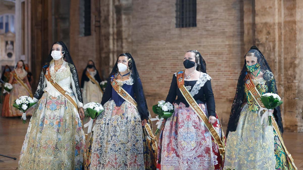 Búscate en el primer día de Ofrenda por las calles del Mar y Avellanas entre las 22:00 y 23:00 horas