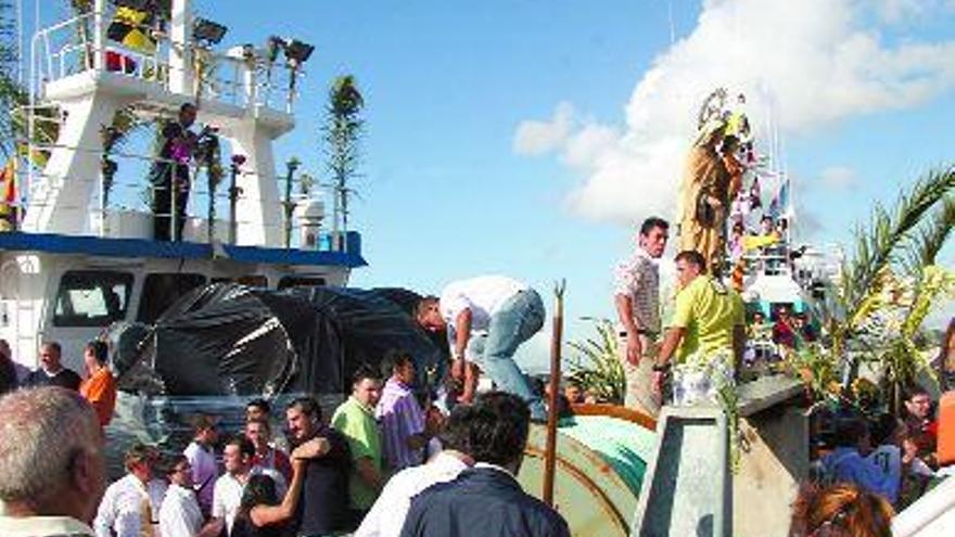 La Virgen del Carmen volverá a salir en procesión el día 16. / junior