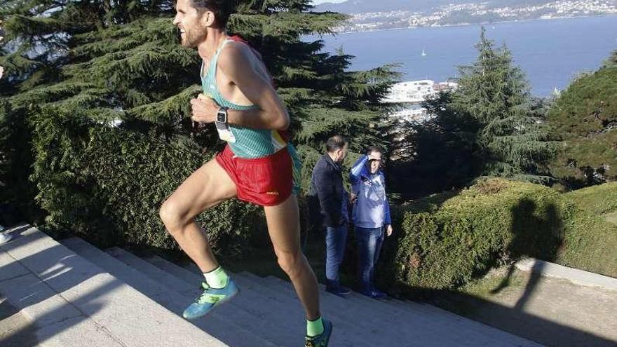 Daniel Bargiela, ayer en pleno esfuerzo. // Alba Villar