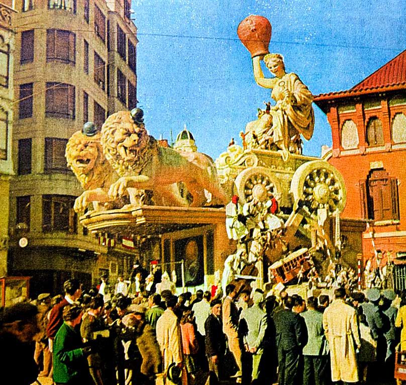 Falla del Mercado Central, primer premio de Especial en 1954, de Regino Mas.
