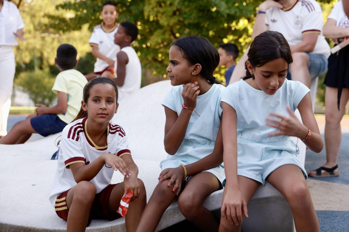 Los niños saharauis disfrutan de la Ciudad de los Niños