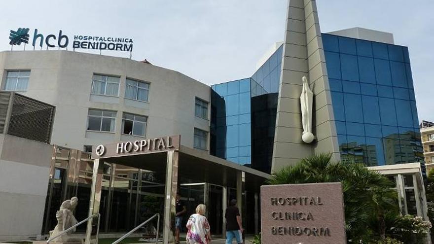 Hospital Clínica Benidorm ofrece el ‘Pack Viajar’ y el servicio telefónico ‘Covid en casa’.