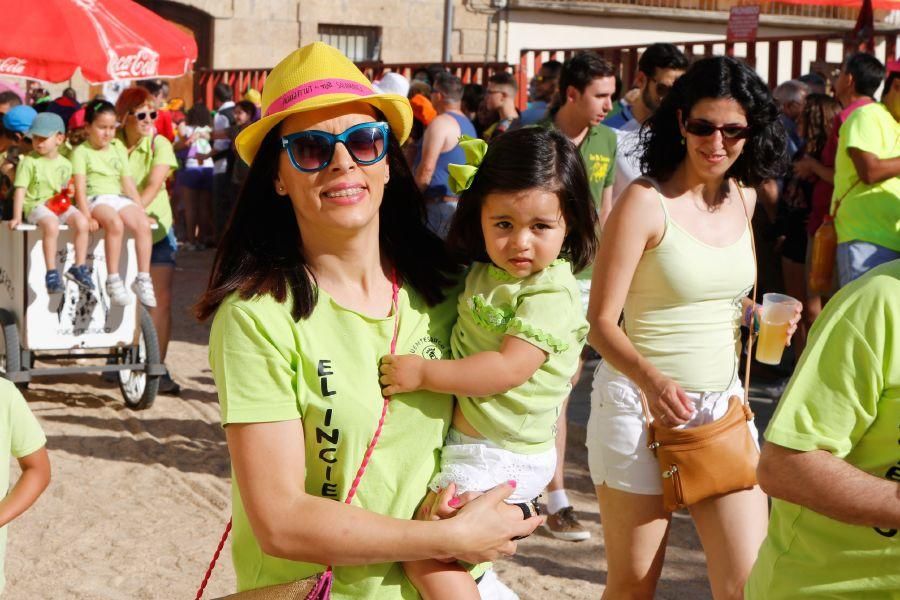 Las peñas inician las fiestas en Fuentesaúco