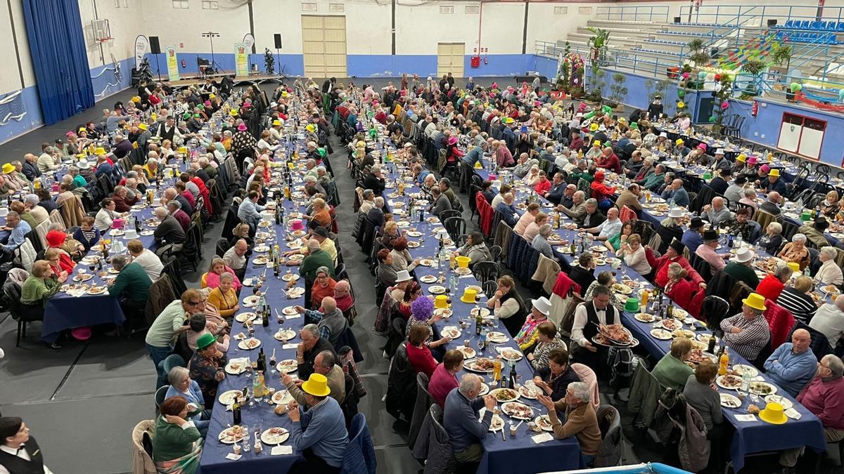 El Cocido dos Maiores del año pasado reunió a 650 personas en Bertamiráns