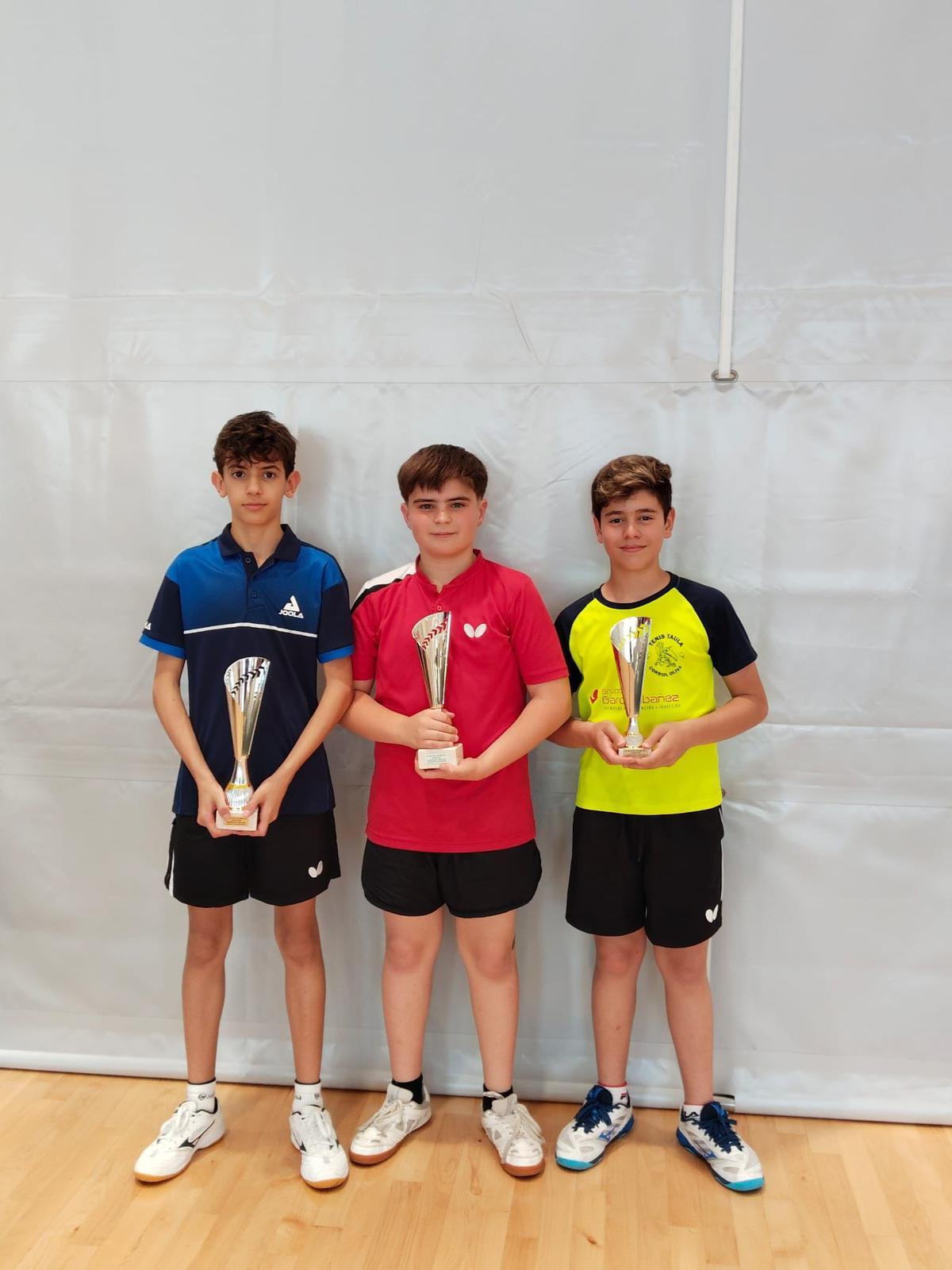 Los promesas del club olivense suben al podio