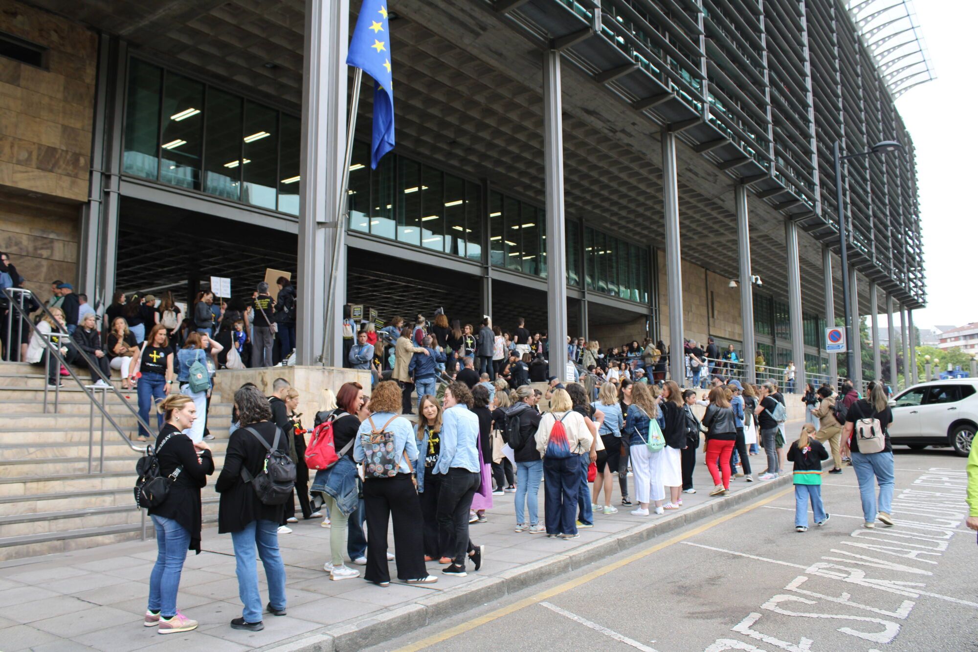 Así fue la última jornada de huelga educativa en Asturias