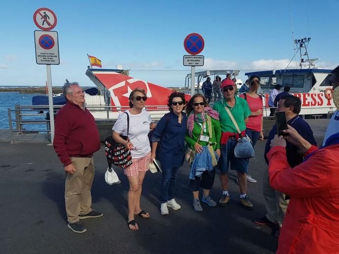 Soraya Sáenz de Santamaría, de puente en La Graciosa