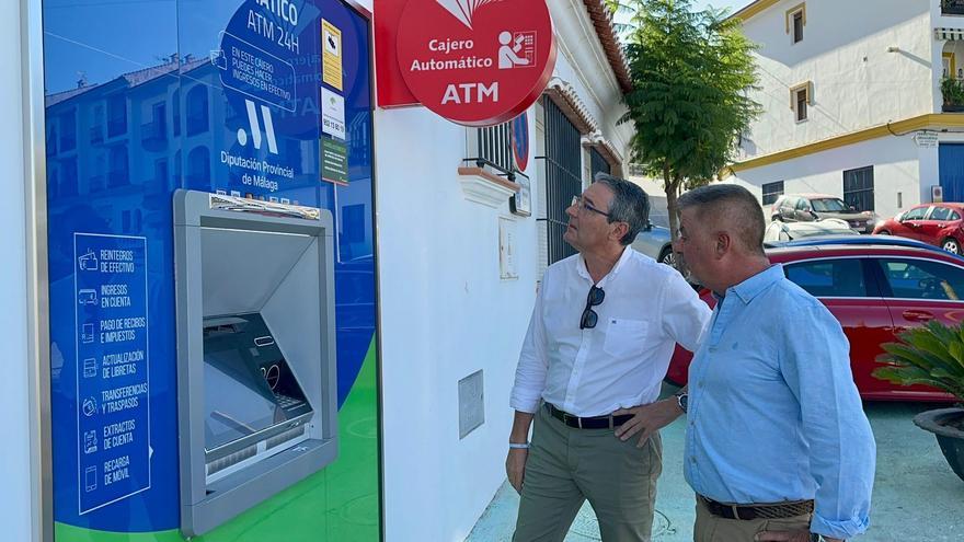 La Diputación ya ha dedicado 132.000 euros a la instalación de cajeros automáticos en nueve pueblos de Málaga