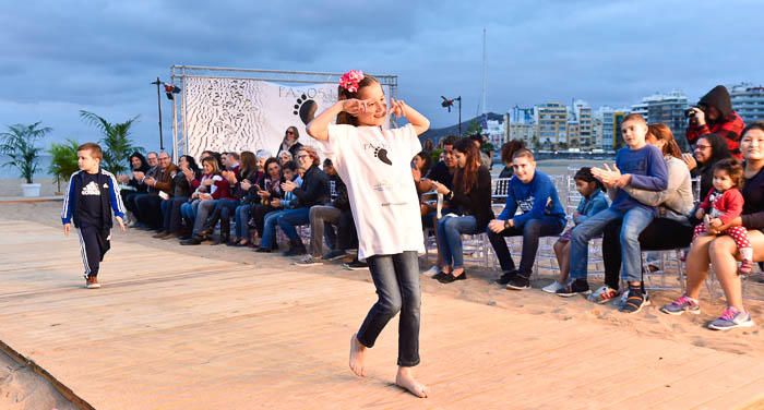 Desfile solidario a favor de Pequeño Valiente