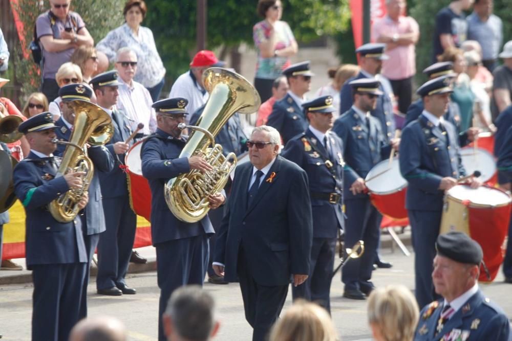 Los murcianos se vuelcan con la bandera