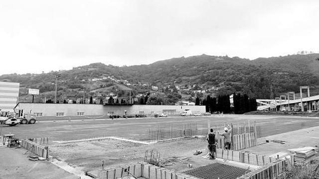 Obras de construcción de la nueva nave de servicios de El Batán.