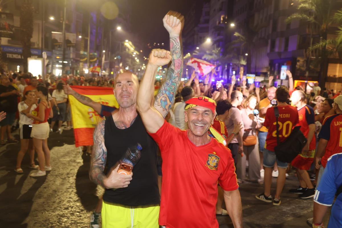 Las mejores imágenes de la celebración de la victoria de España en Alicante