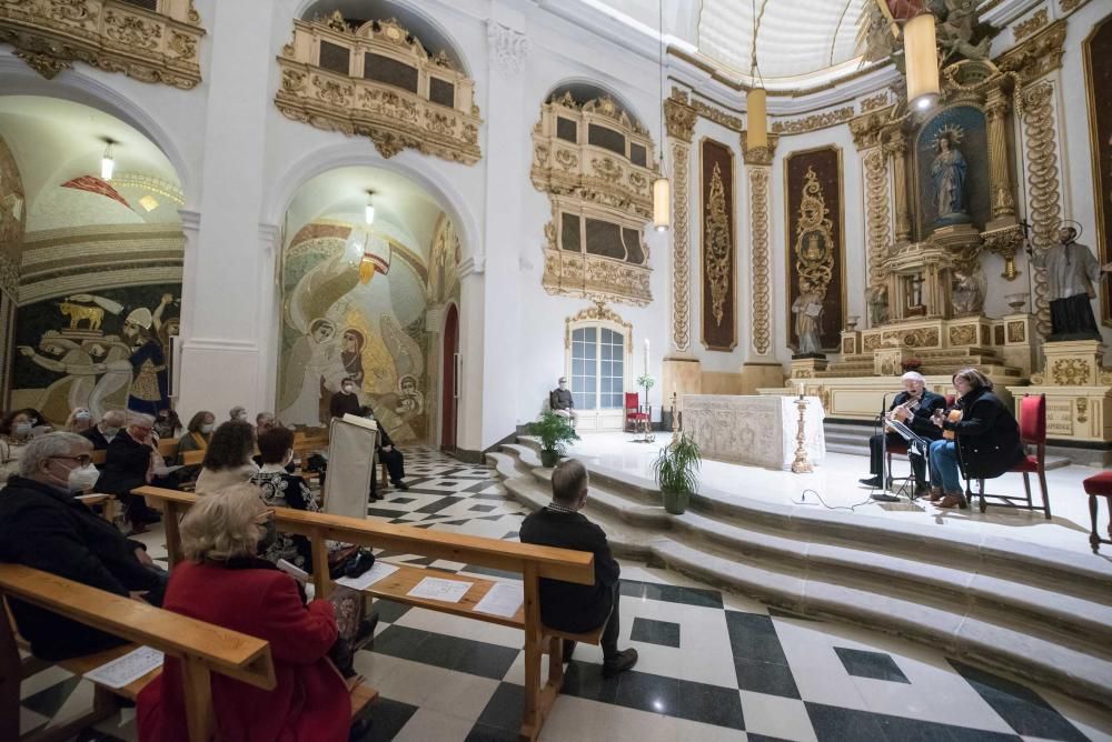 Presentació dels mosaics de La Cova