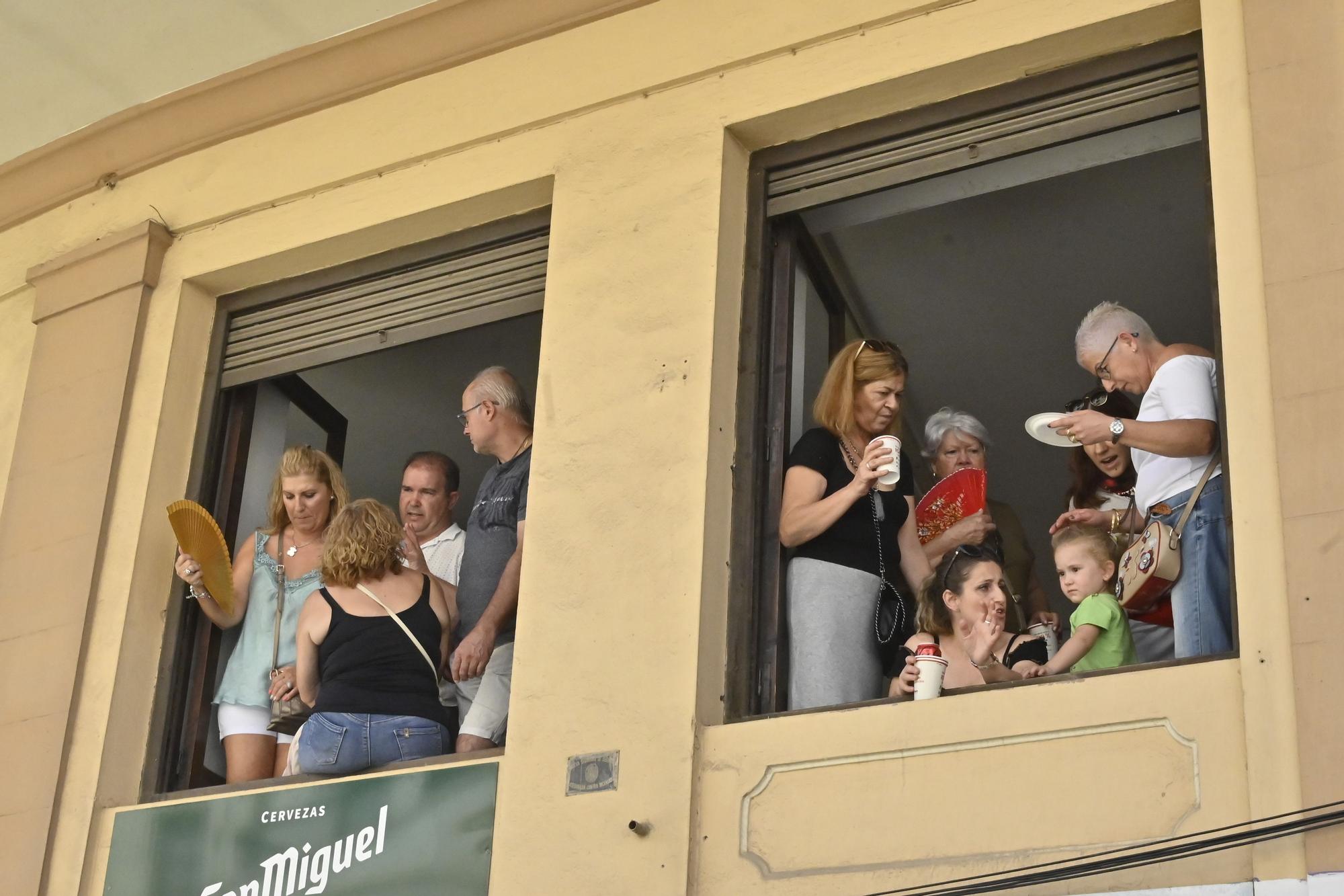 Fotos de ambiente y de la segunda Entrada de Toros y Caballos de Segorbe