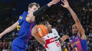 El Barça escombra sense pietat  el cuer Granada