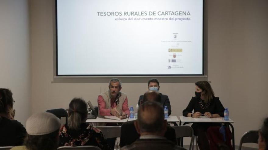 Presentación del proyecto en el Museo Etnográfico.