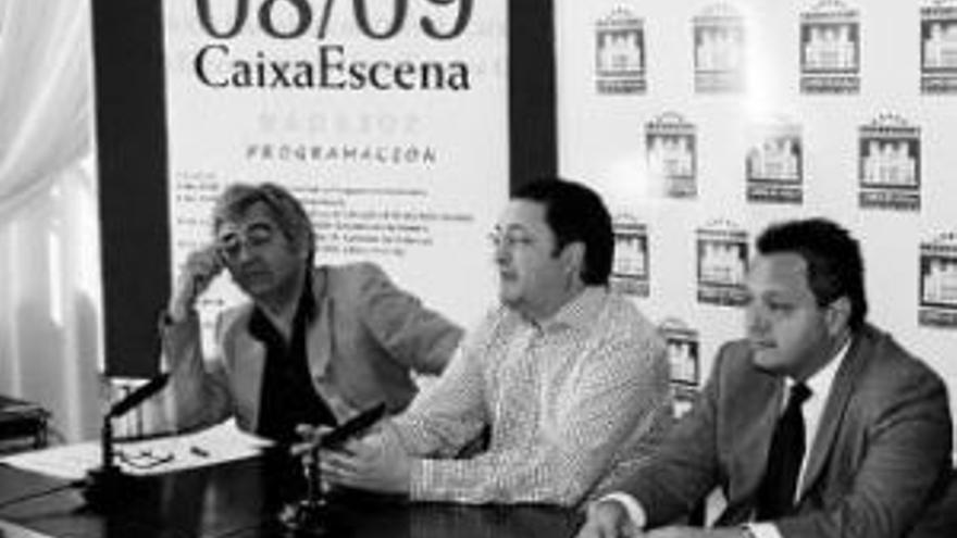 Alumnos de ´CaixaEscena´ en la región presentan sus obras teatrales