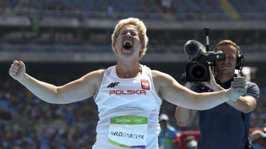 Wlodarczyk hace caer el tercer récord del mundo en Río