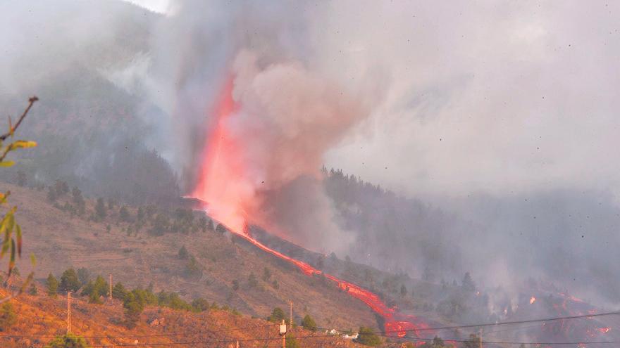 Así se ve el avance de la lava desde el aire