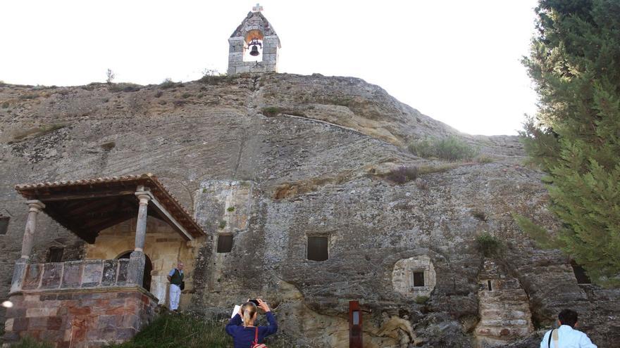 La catedral de la piedra: parada obligada en pleno corazón de la montaña palentina