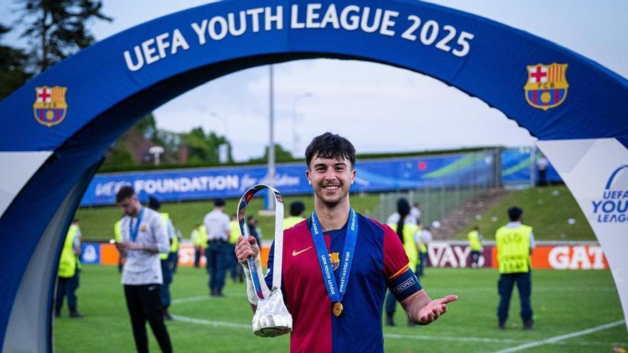 Hugo Alba, el delantero alicantino que ganó el triplete con el Barça