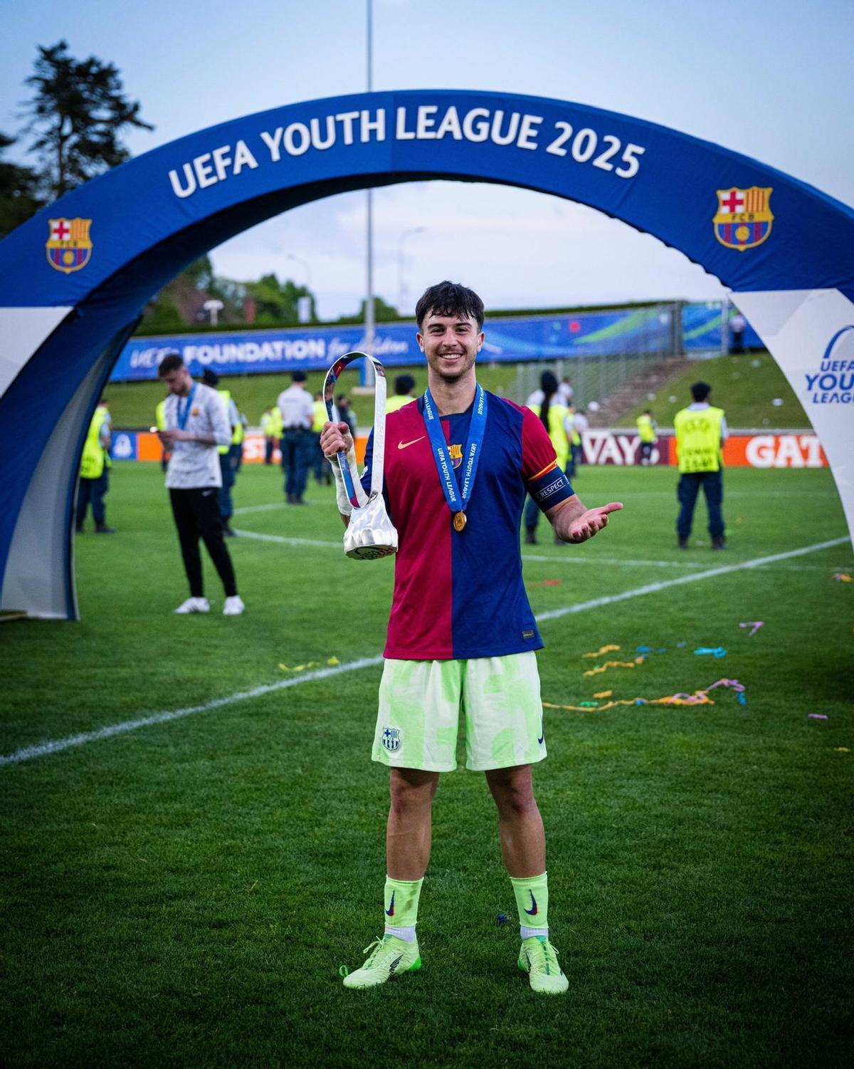Hugo Alba celebrando la victoria en la Youth League