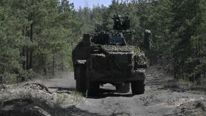 Un tanque ucraniano patrulla en la región de Donetsk, en el este del país.