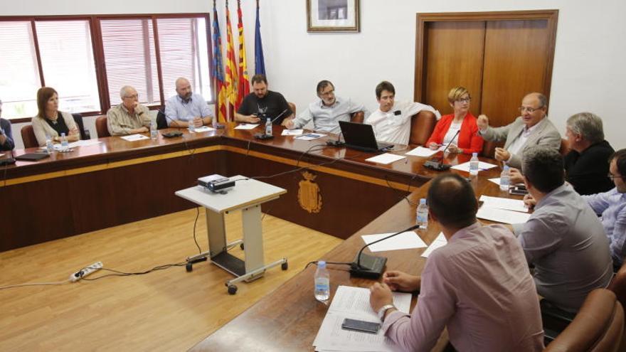 Santa Pola acoge la presentación oficial del plan de movilidad entre Alicante y Elche