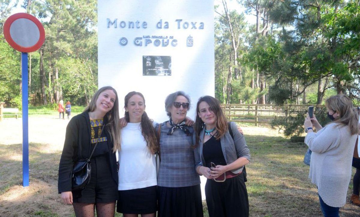 Público asistente a la charla organizada en la Casa da Cultura. | // FDV