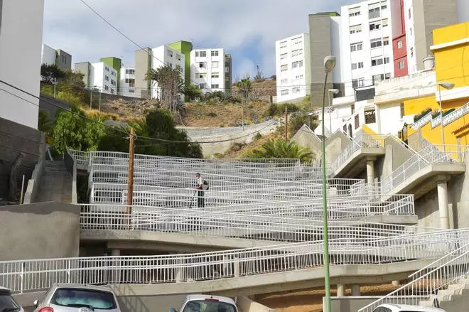 Más de 120 familias de El Lasso ven los accesos a sus casas mejorados