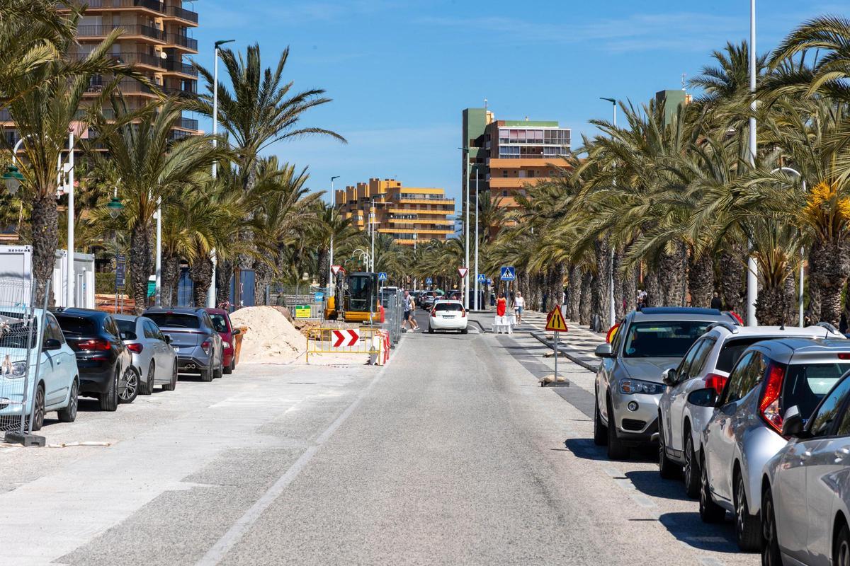 Punto en el que la avenida pasa de dos a un carril