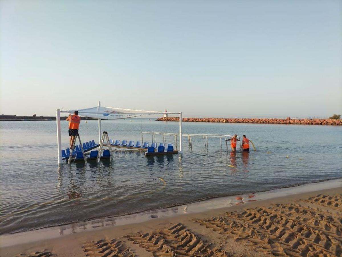 Una de las zonas de baño adaptado de Turisme de la Generalitat