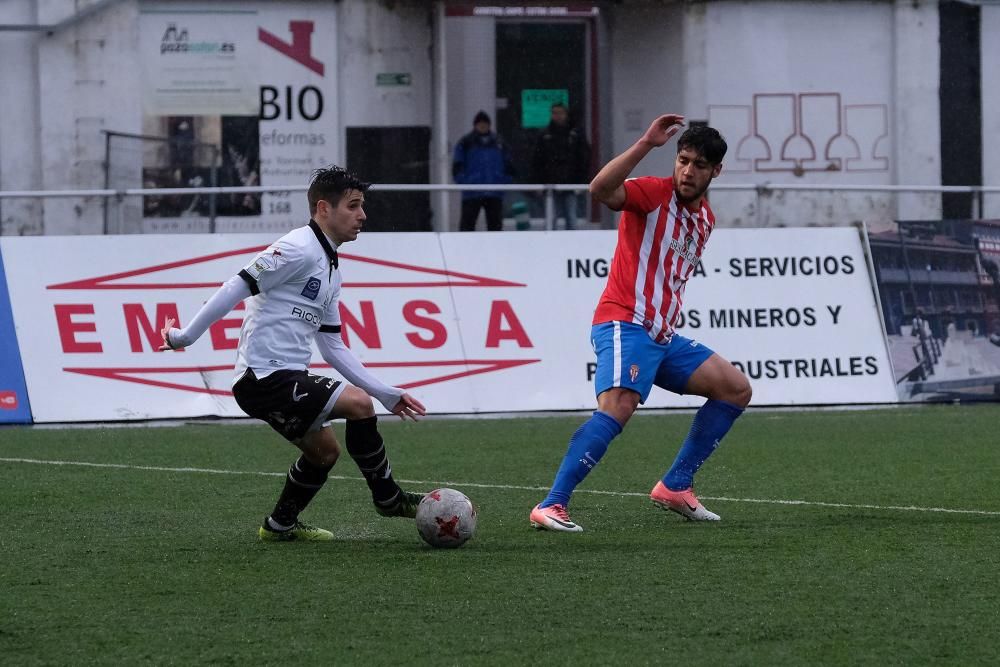 El partido entre el Caudal y el Sporting B, en imágenes