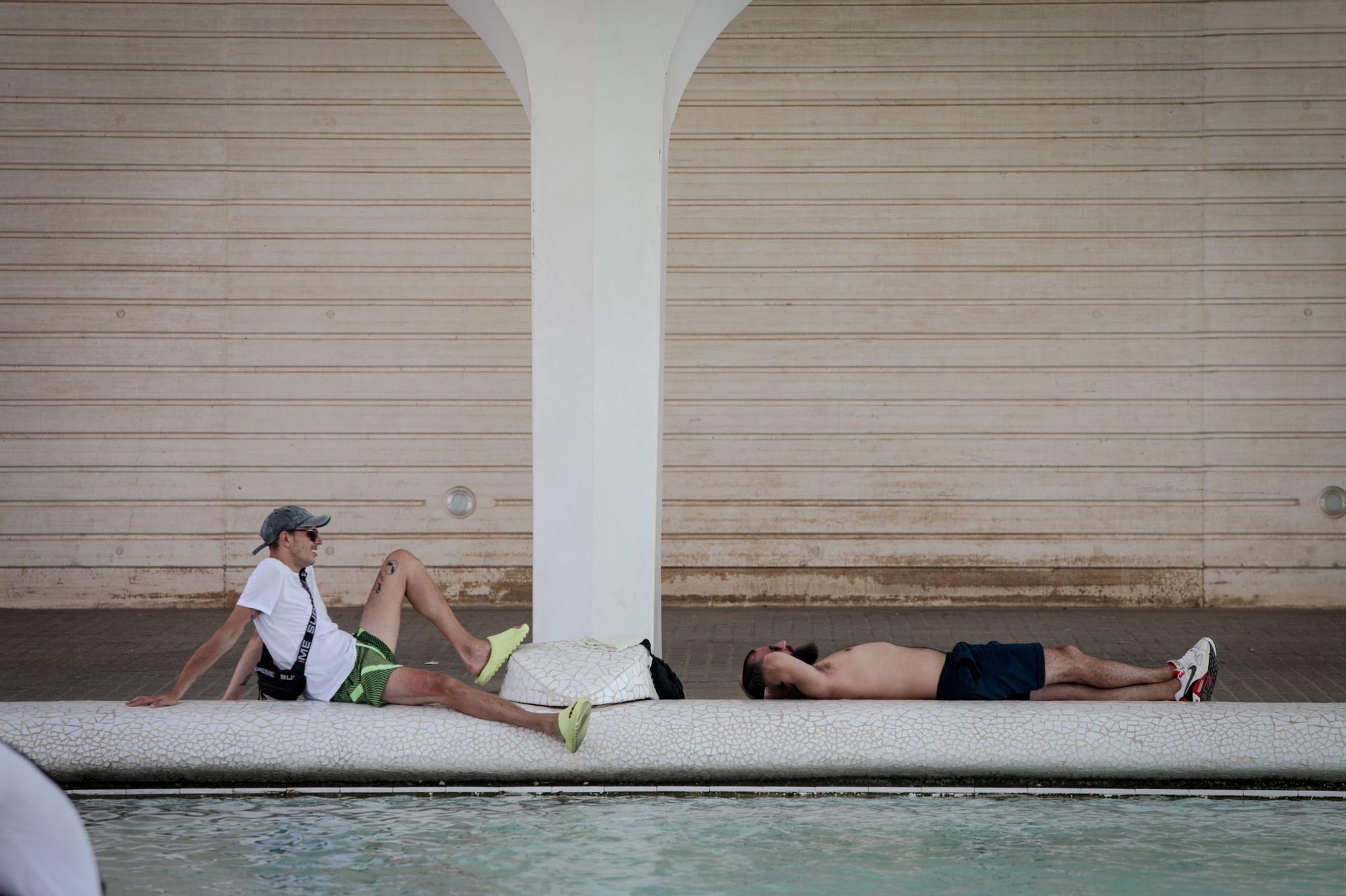 La ola de calor sigue con máximas de 44 ºC