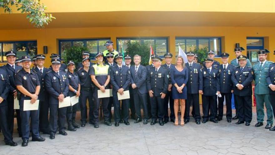 Fotografía del acto de la festividad de la Policía Local, celebrado en Estepona.