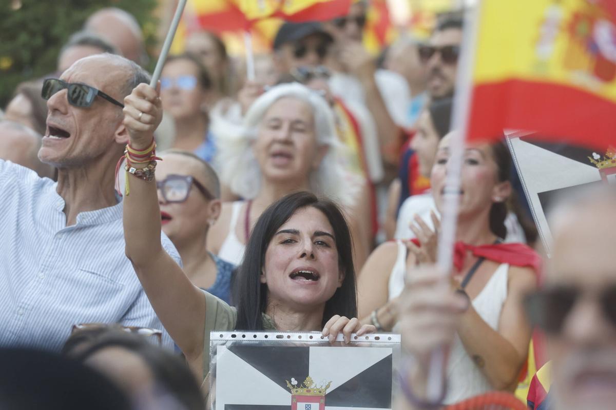 Miles de cordobeses arropan a Ceuta