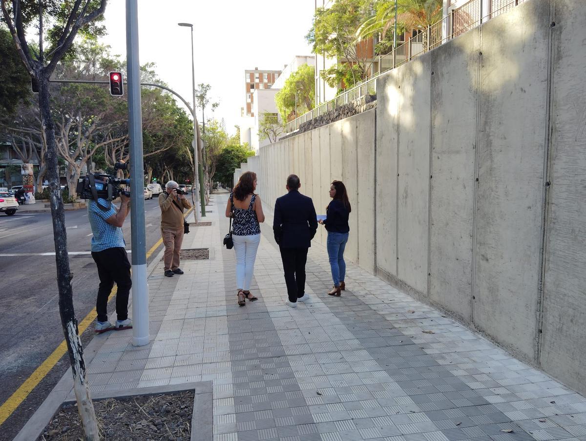 Reapertura del tramo de calle que estuvo cerrado durante diez años en la avenida Benito Pérez Armas