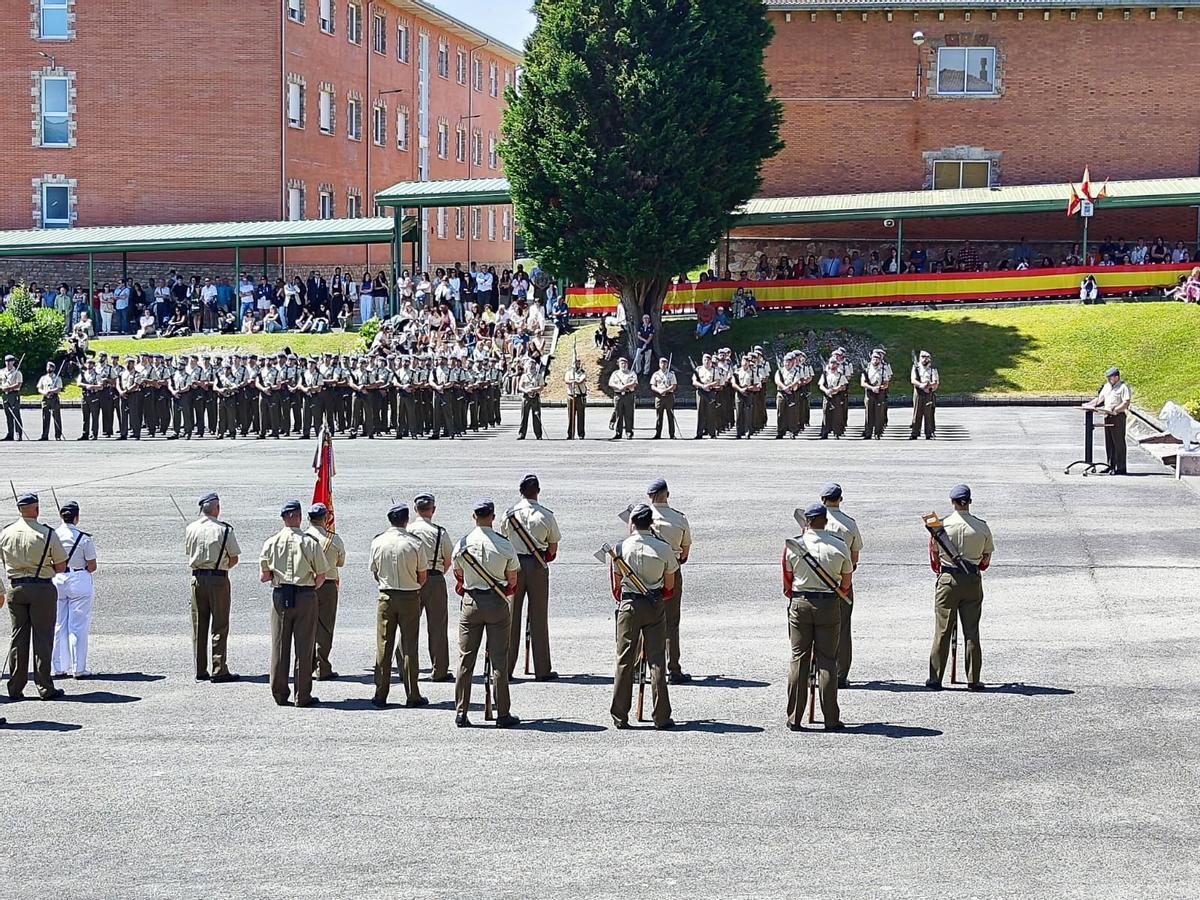 La Brilat conmemora su 60 aniversario con una parada militar en Cabo Noval