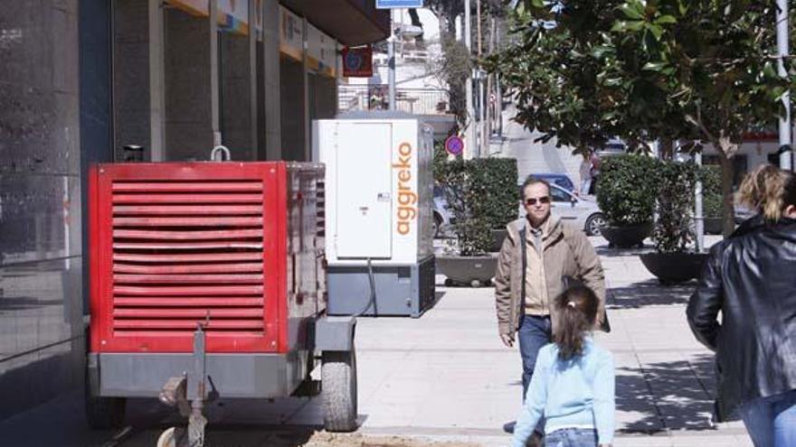 Un generador a Platja d&#039;Aro una setmana després del temporal.