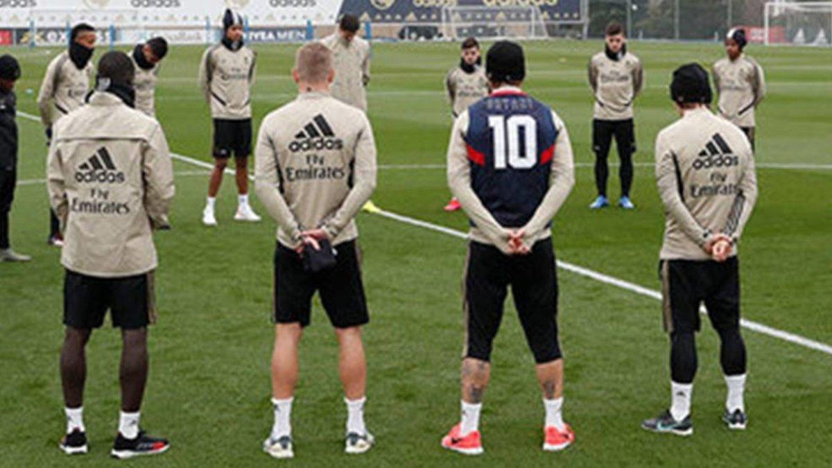 Sergio Ramos y sus compañeros guardaron un minutos de silencio