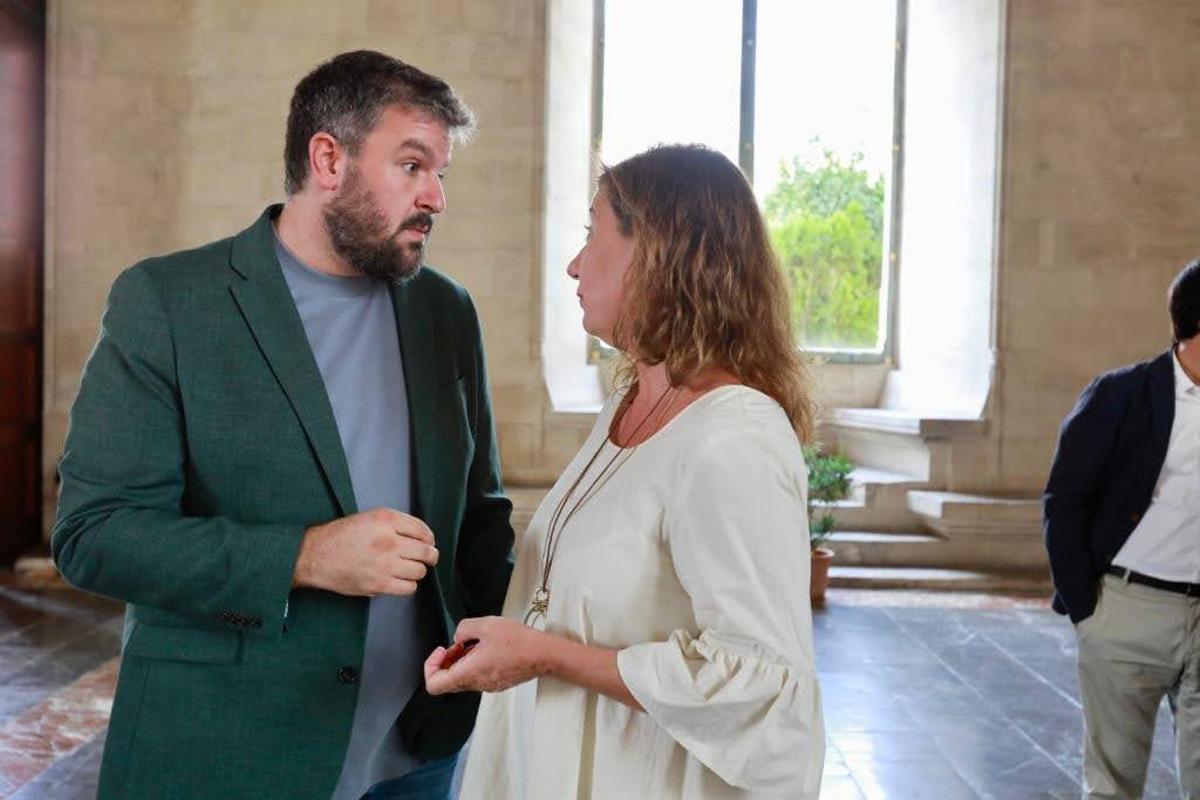 Francina Armengol y Lluís Apesteguía