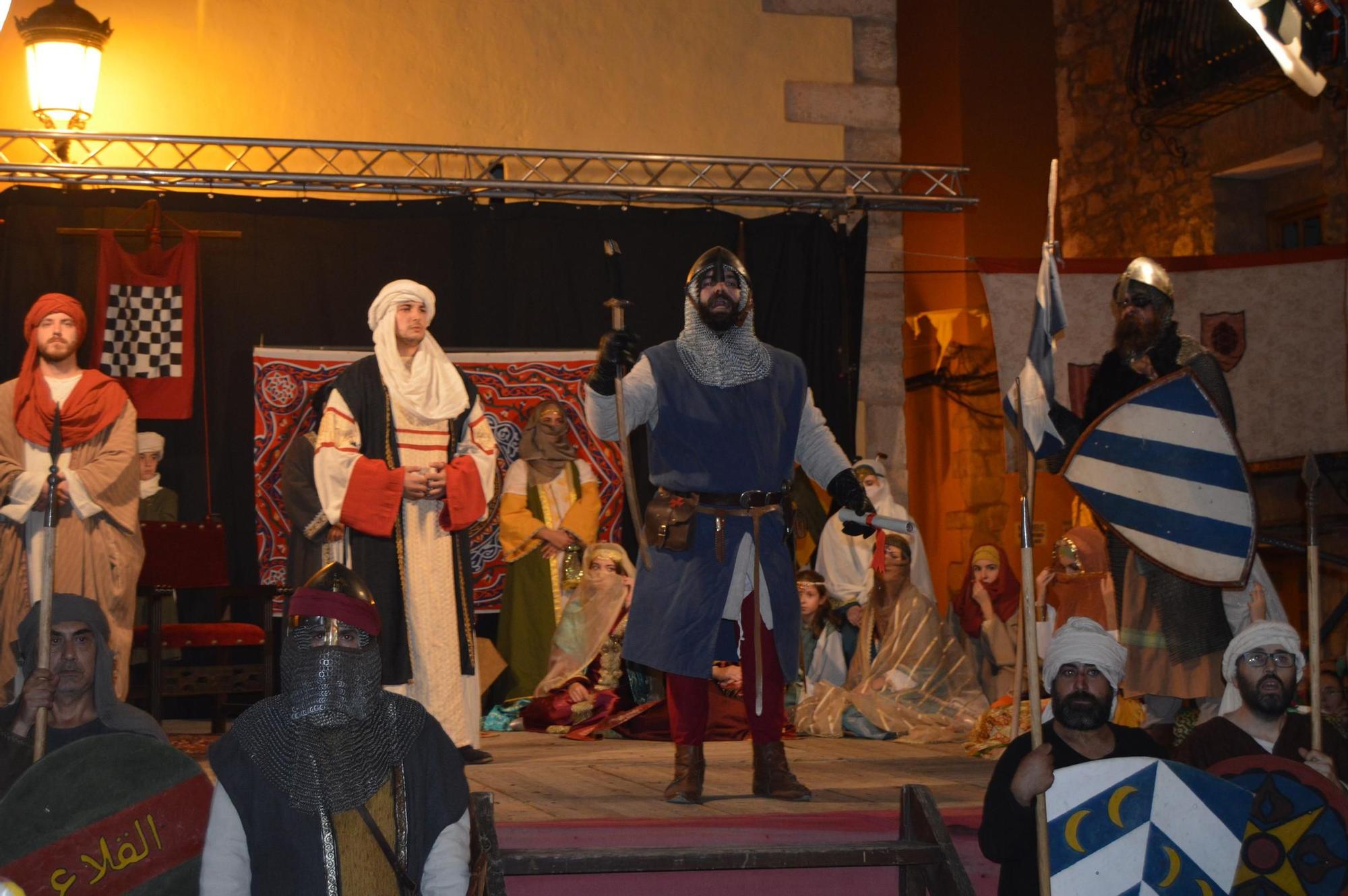 Galería: La feria Al-qüra escenifica la batalla y rendición de los sarracenos