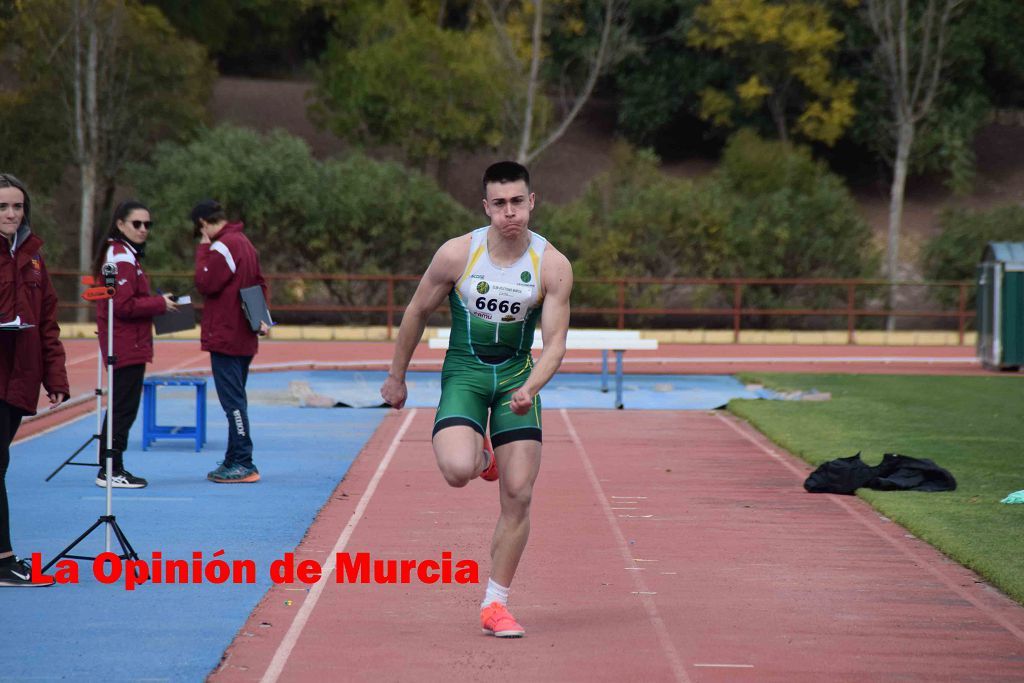 Regional absoluto y sub-23 de atletismo en Lorca