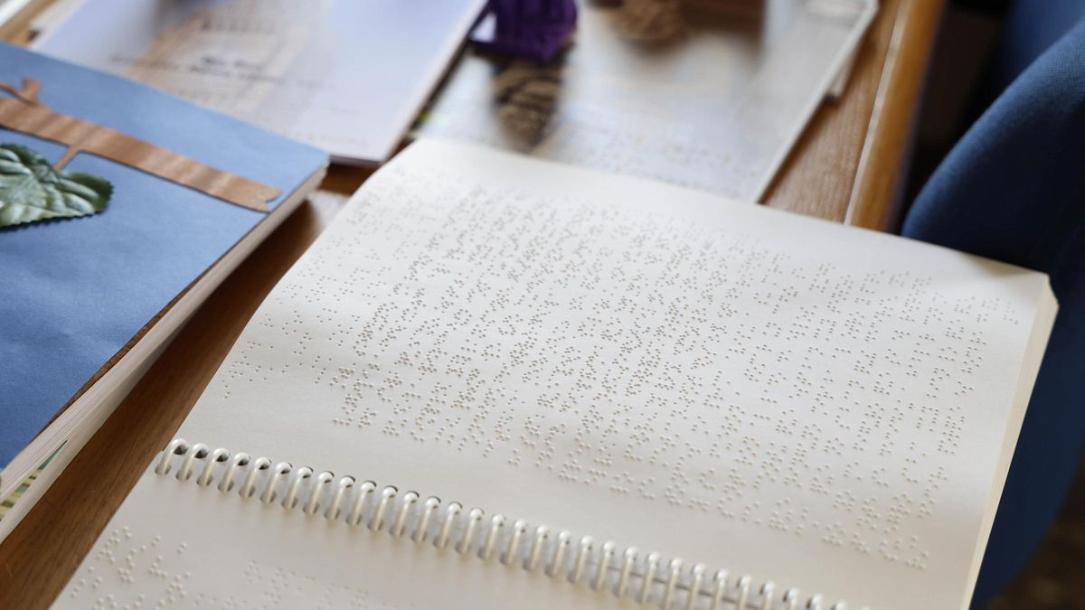 Un libro en braille