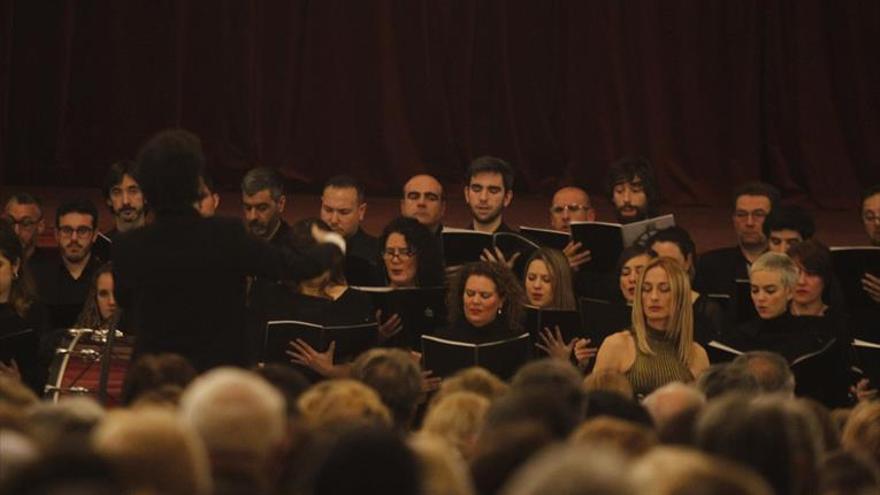 Lleno para ver una &#039;Carmina Burana&#039; muy solidaria