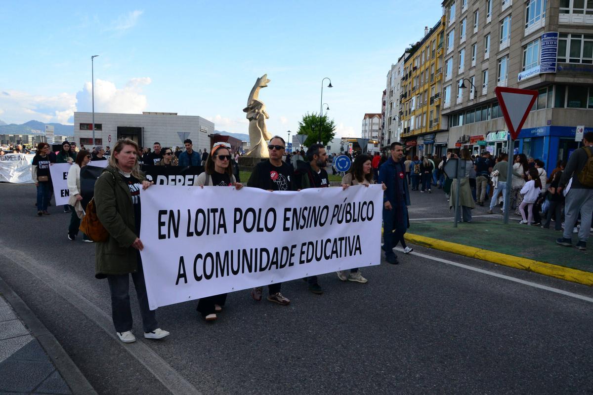 La comunidad educativa también clama en Cangas La comunidad educativa también clama en Cangas
