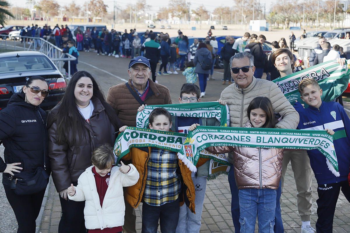 Los Reyes Magos visitan al Córdoba CF en el Arcángel