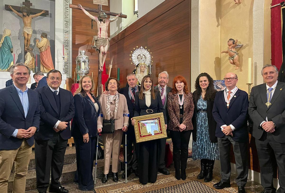 La exaltación de la Saeta y Mantilla llena de emoción el convento de las Monjas de la Sangre de Alicante