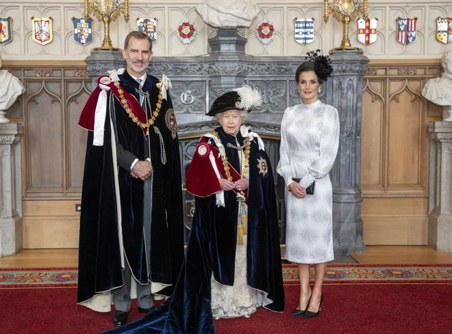 El rey Felipe VI, la reina Isabel II y la reina Letizia el Día de la Jarretera de 2019